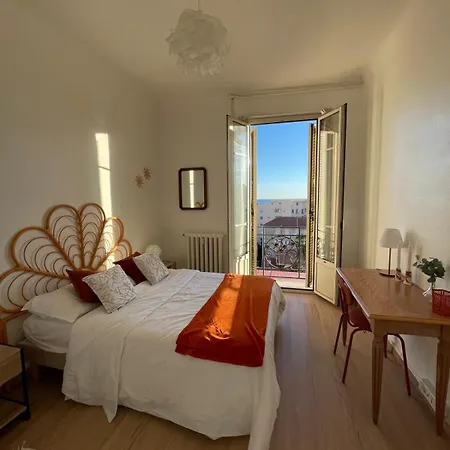 Апартаменты Situe Au Centre De *